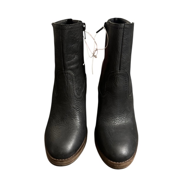 NEW! Lucky Brand Quintei Women’s Heeled Ankle Booties Leather Boots Black 5.5 M - Picture 2 of 8